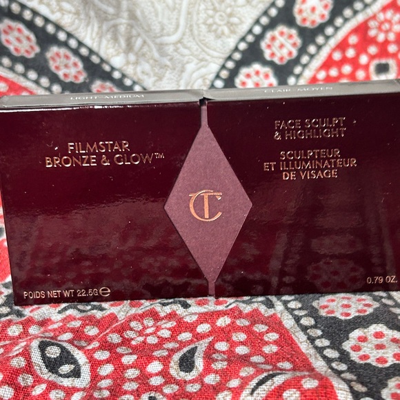 Charlotte Tilbury Filmstar Bronze & Glow - Picture 2 of 3